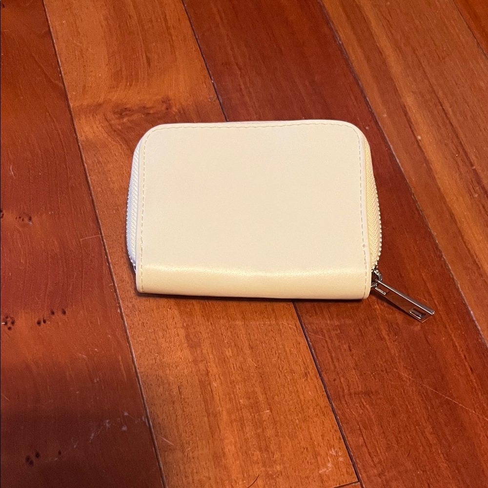 Wallet - Picture 1 of 2